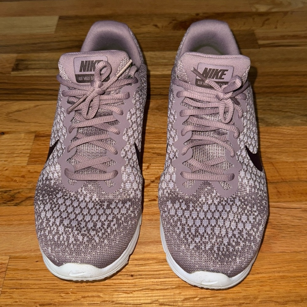 Nike Air Max Sequent 2 Women’s Sz 11 unisex sneakers